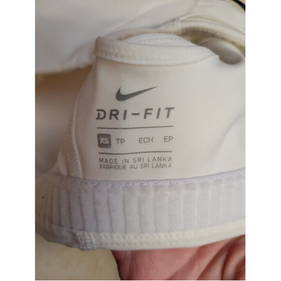 Nike Women's Size XS zippered  Shape Sports Bra Zipper White NWT - Picture 6 of 8